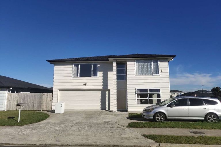 Photo of property in 10 Peerless Avenue, Takanini, 2112