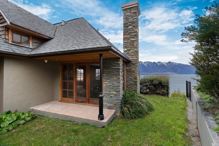 Photo of property in 8 Aspen Grove, Fernhill, Queenstown, 9300