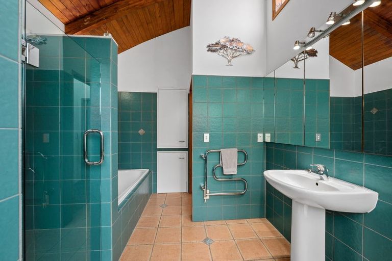 Photo of property in 417 Leigh Road, Whangateau, 0985