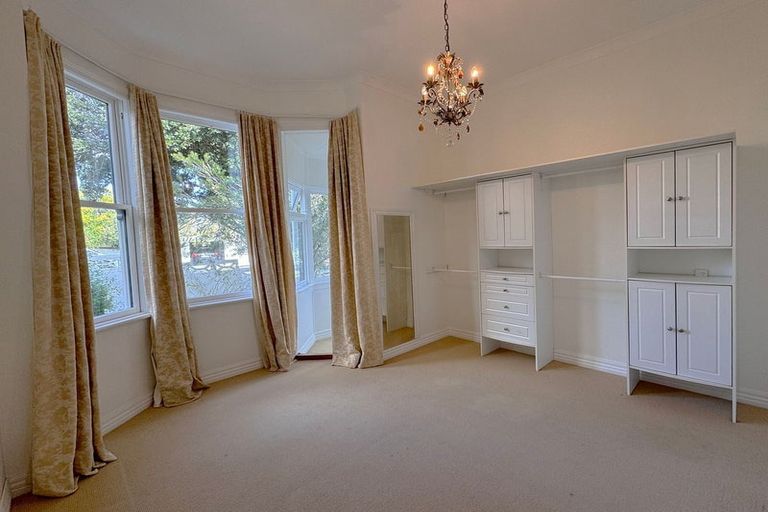 Photo of property in 8 Stirling Street, Berhampore, Wellington, 6023