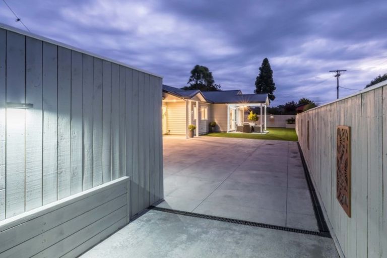 Photo of property in 316a Te Moana Road, Waikanae, 5036