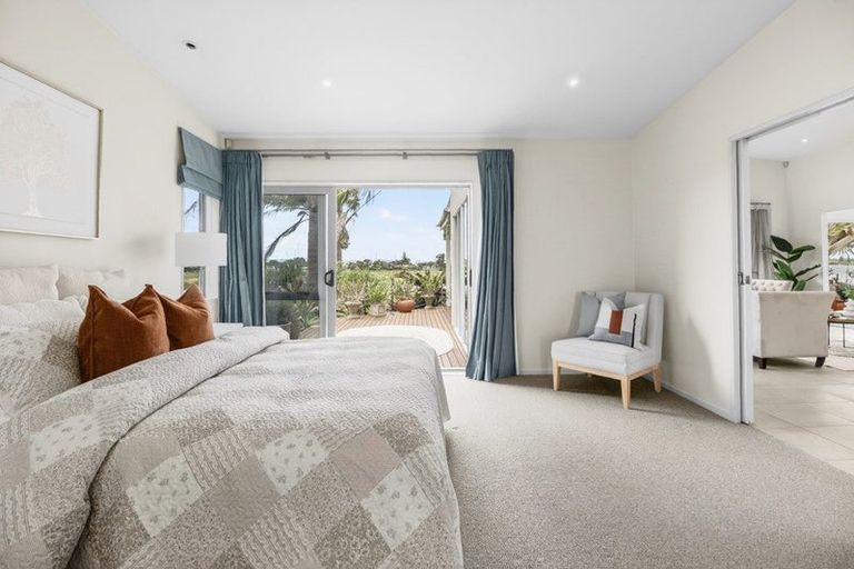 Photo of property in 48 Aurea Avenue, Pakuranga, Auckland, 2010