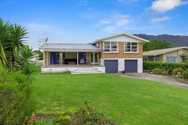 Photo of property in 130 Stanley Avenue, Te Aroha, 3320