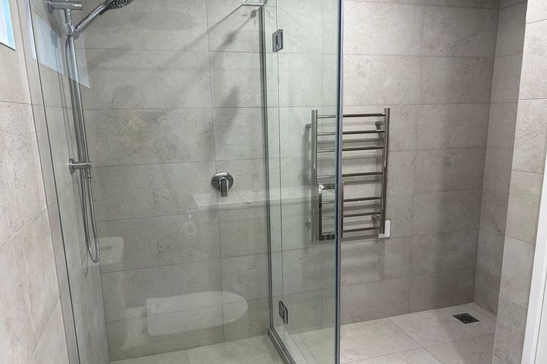 Photo of property in 4/18 Bevyn Street, Castor Bay, Auckland, 0620