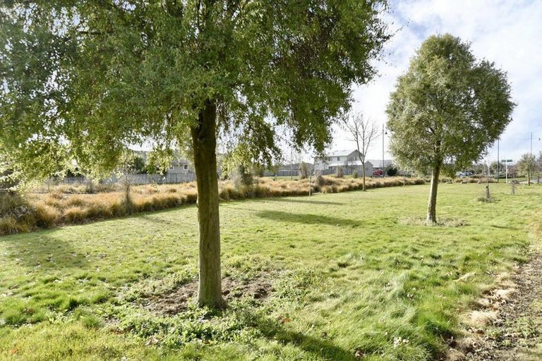 Photo of property in 50 Infinity Drive, Pegasus, 7612