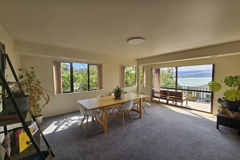 Photo of property in 141 Kahu Road, Paremata, Porirua, 5024