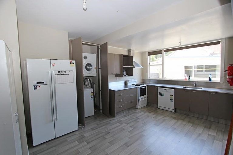 Photo of property in 48 Howe Street, North Dunedin, Dunedin, 9016