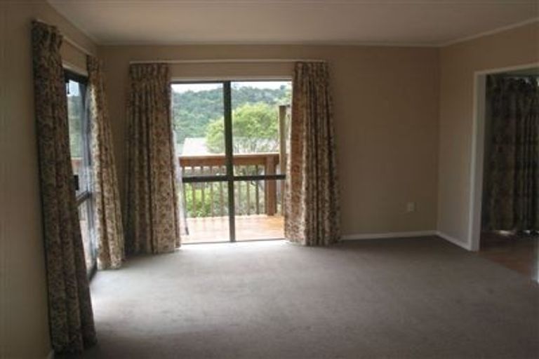 Photo of property in 58 Pemberton Avenue, Bayview, Auckland, 0629