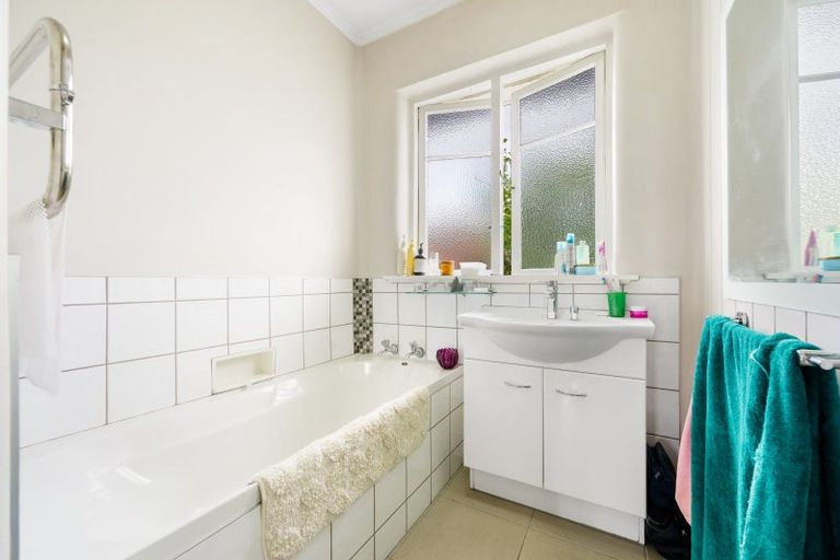 Photo of property in 48 Bantry Street, Alexandra, 9320