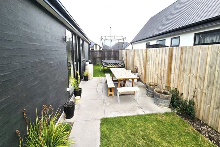 Photo of property in 6 Gisele Crescent, Halswell, Christchurch, 8025