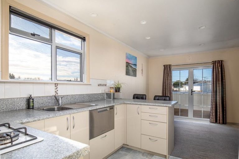 Photo of property in 3 Wilton Street, Omakau, 9376