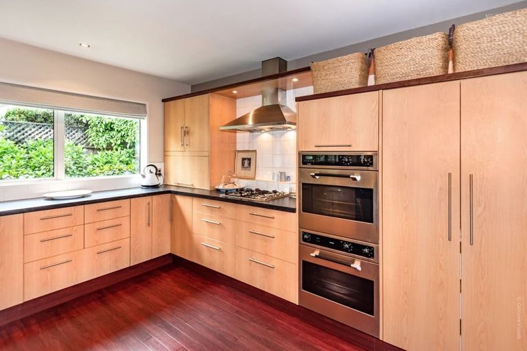 Photo of property in 11a Prossers Road, Saint Martins, Christchurch, 8022