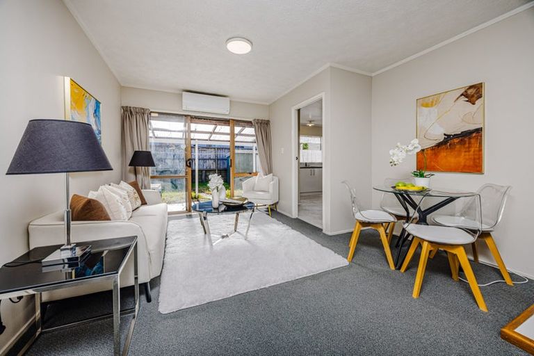 Photo of property in 3/16 Settlement Road, Papakura, 2110