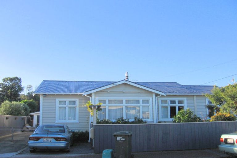 Photo of property in 13 Montague Street, Alicetown, Lower Hutt, 5010