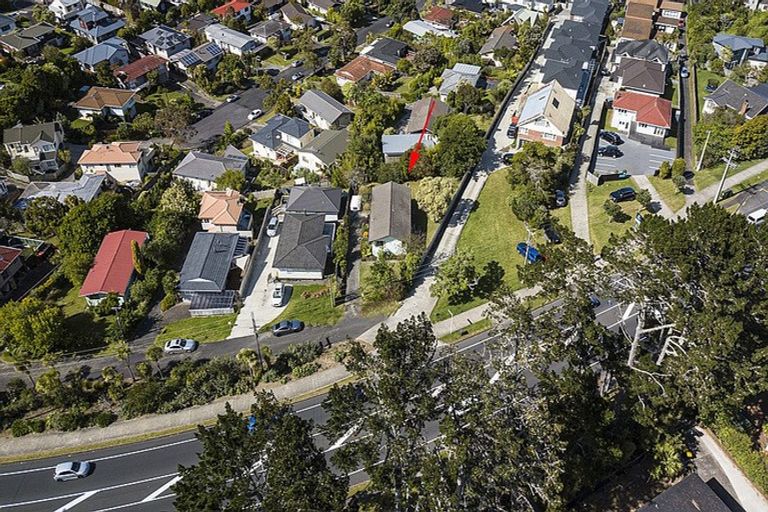 Photo of property in 382 East Coast Road, Sunnynook, Auckland, 0630