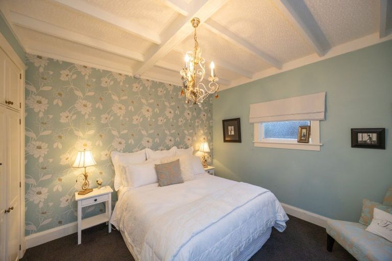 Photo of property in 244 Victoria Avenue, Hokowhitu, Palmerston North, 4410