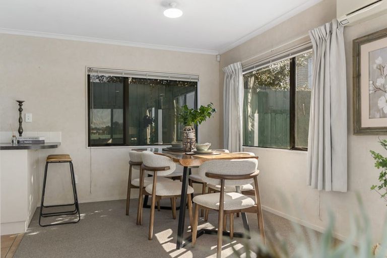 Photo of property in 1a Eaglen Place, Howick, Auckland, 2010