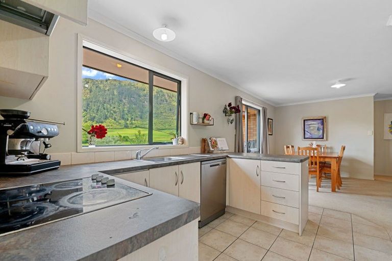 Photo of property in 245 Te Kopia Road, Waikite Valley, Rotorua, 3077