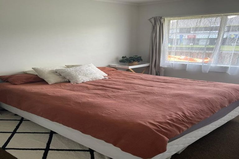 Photo of property in 12 Aberfeldy Avenue, Highland Park, Auckland, 2010