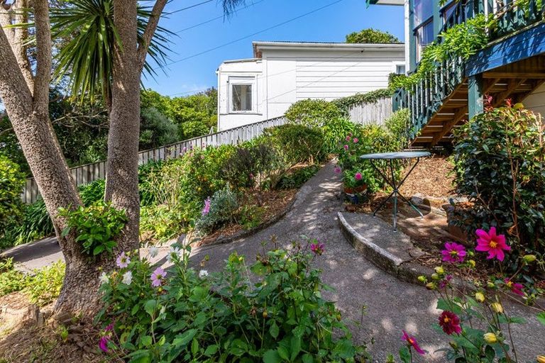 Photo of property in 162 Ohiro Road, Brooklyn, Wellington, 6021