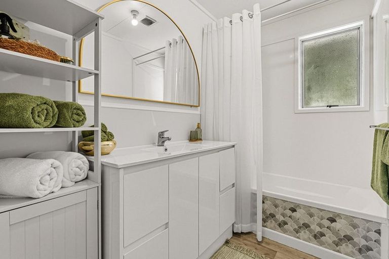 Photo of property in 45 Waitaha Road, Welcome Bay, Tauranga, 3112