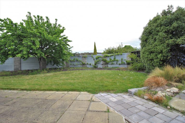 Photo of property in 2 Orchard Drive, Alexandra, 9320