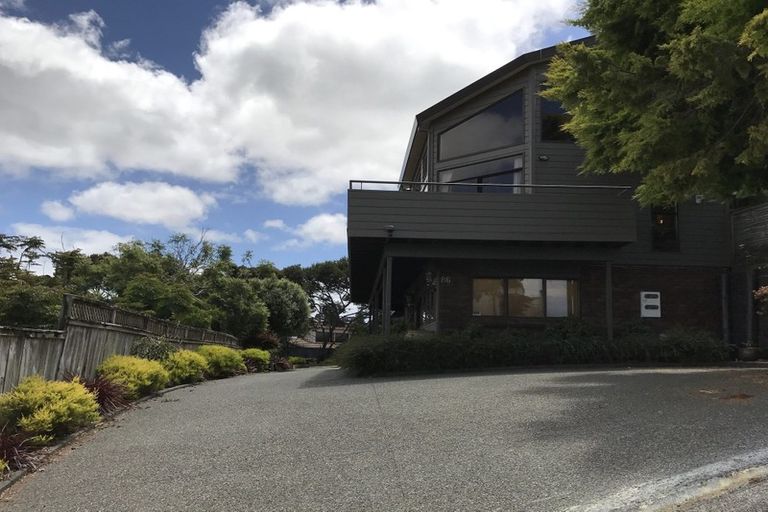 Photo of property in 86 Hadfield Street, Beach Haven, Auckland, 0626