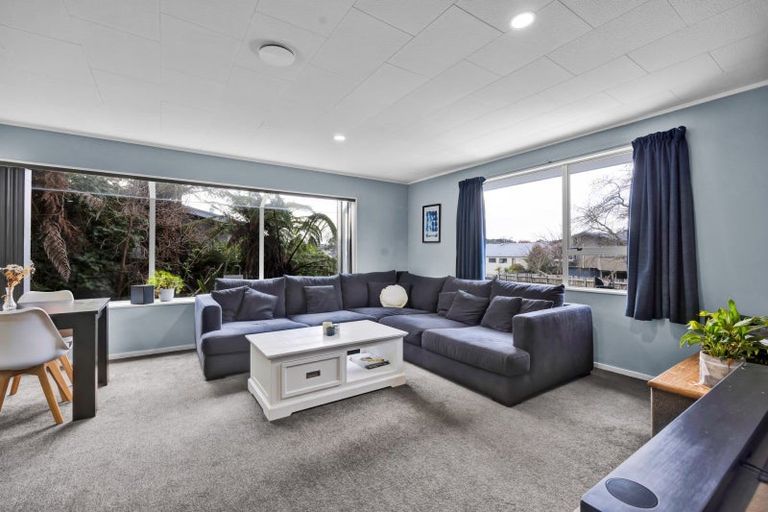 Photo of property in 73 Heta Road, Highlands Park, New Plymouth, 4312
