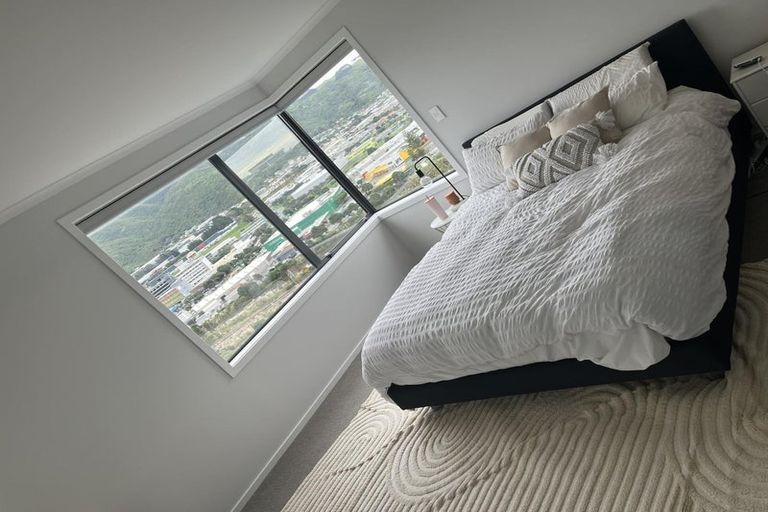 Photo of property in 16 Omaka Place, Aotea, Porirua, 5024