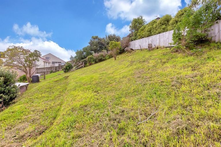 Photo of property in 82 Waihora Crescent, Waitangirua, Porirua, 5024