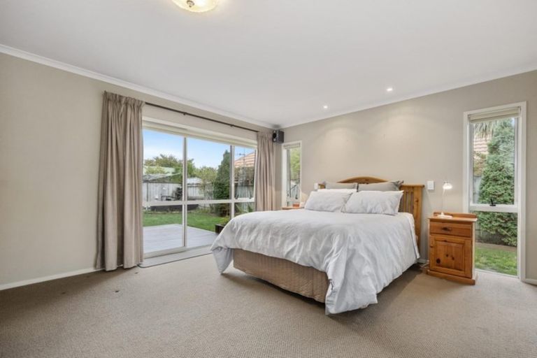 Photo of property in 6 Saratoga Court, Papamoa Beach, Papamoa, 3118