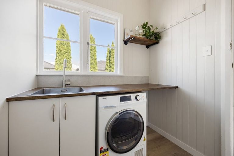 Photo of property in 20 Steele Road, Forest Lake, Hamilton, 3200