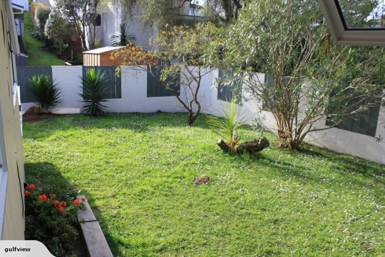 Photo of property in 1/34 Matipo Road, Mairangi Bay, Auckland, 0630