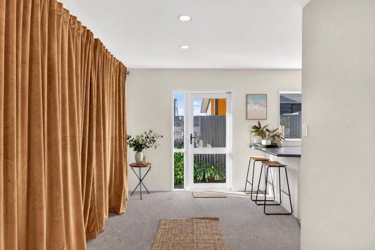 Photo of property in 18b Forward Street, Greenmeadows, Napier, 4112