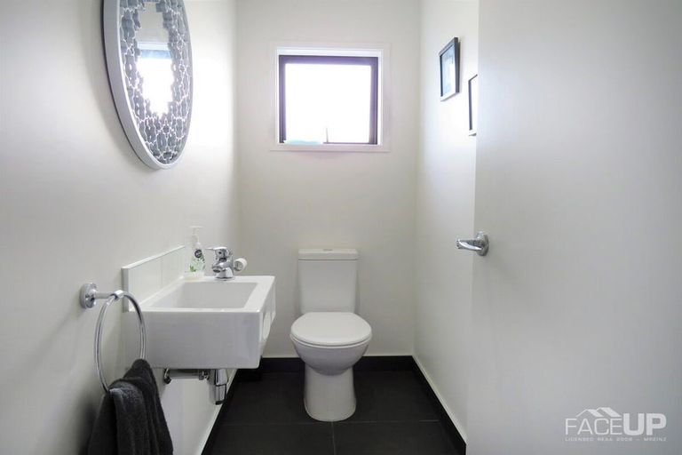 Photo of property in 3 Flounder Road, Hobsonville, Auckland, 0616