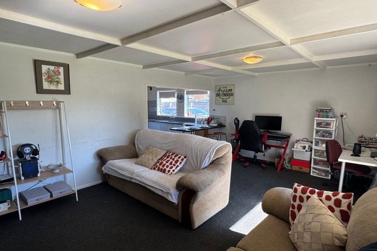 Photo of property in 2196 State Highway 56, Longburn, Palmerston North, 4412