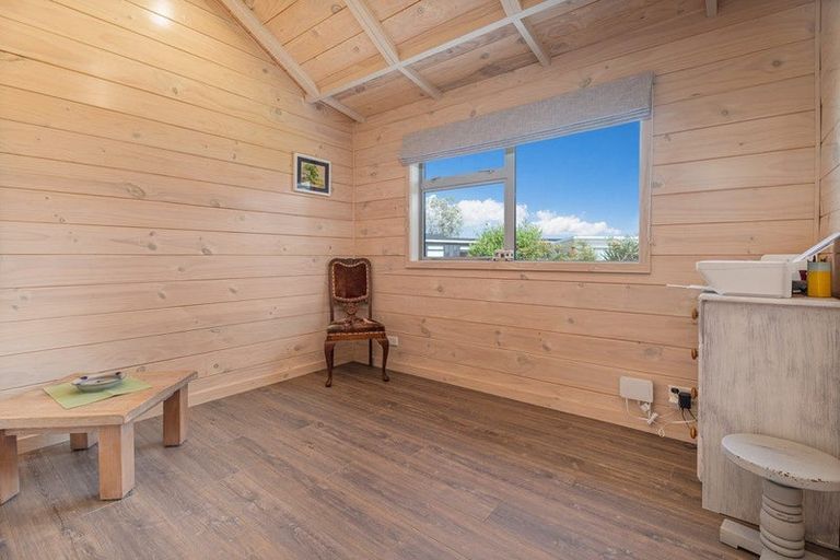 Photo of property in 107 Benjamin Place, Matarangi, Whitianga, 3592