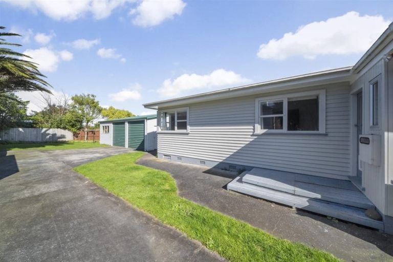 Photo of property in 97 Puriri Street, Hawera, 4610