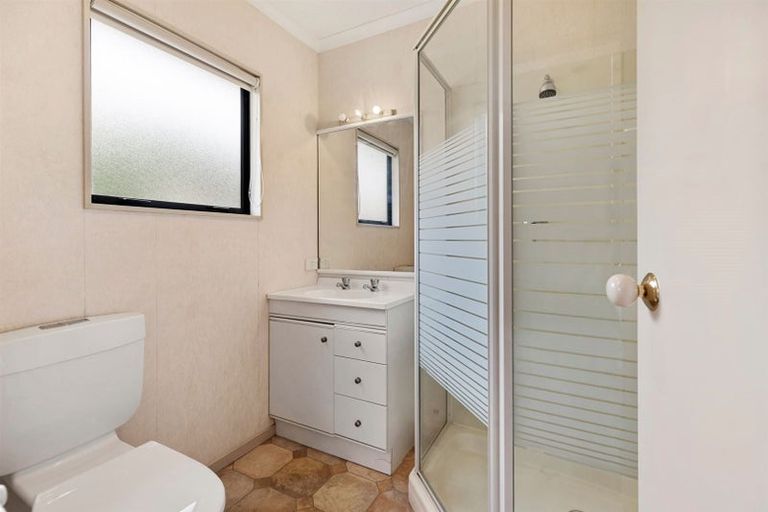 Photo of property in 17 Ridgemount Terrace, Welcome Bay, Tauranga, 3112