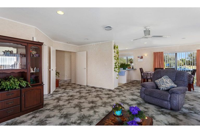 Photo of property in 1 The Glebe, Coastlands, Whakatane, 3120