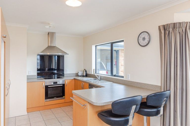 Photo of property in 2 Mosston Road, Castlecliff, Whanganui, 4501