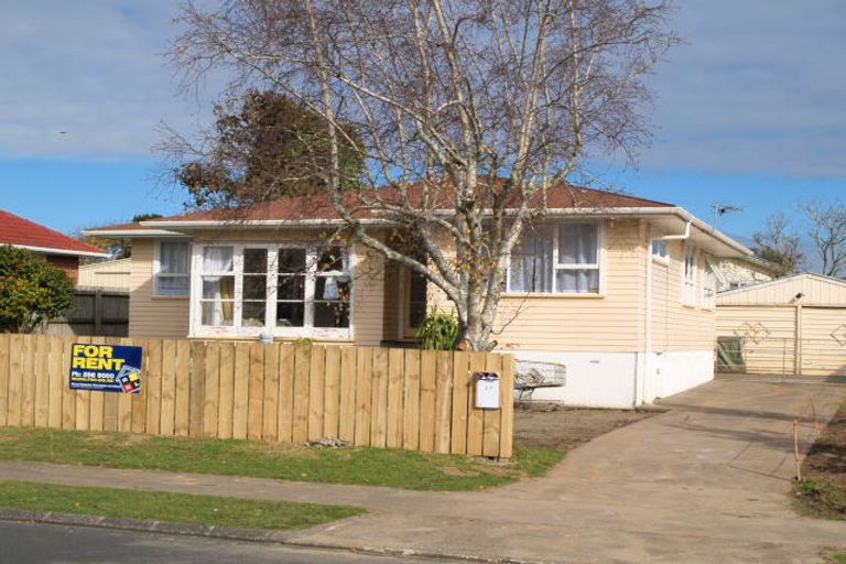 Photo of property in 19 Woburn Street, Mangere East, Auckland, 2024