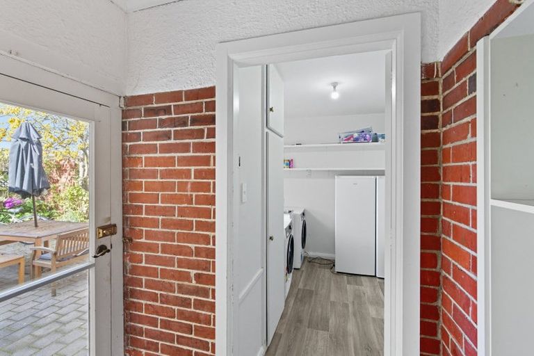 Photo of property in 31 Beach Street, Saint Clair, Dunedin, 9012