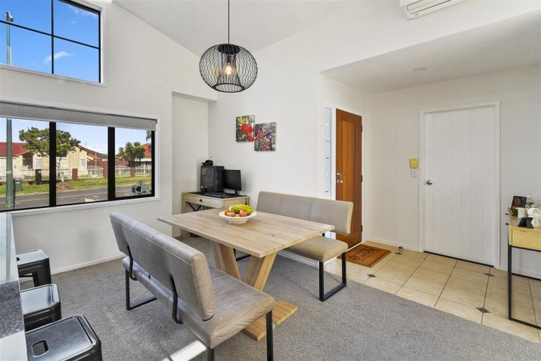 Photo of property in 59 Foxlaw Street, Randwick Park, Auckland, 2105