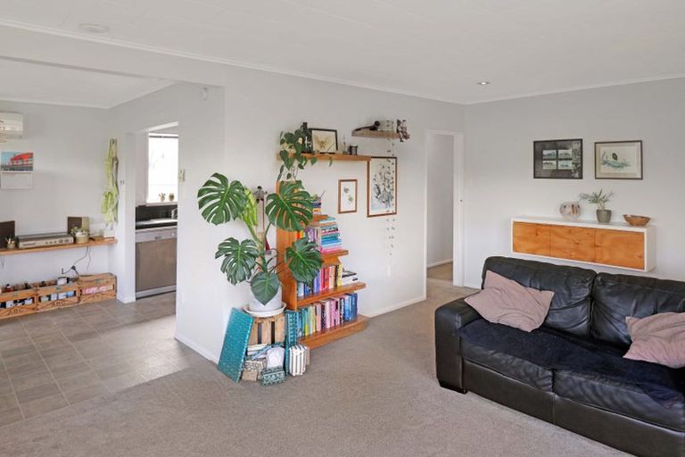 Photo of property in 147 Major Drive, Kelson, Lower Hutt, 5010