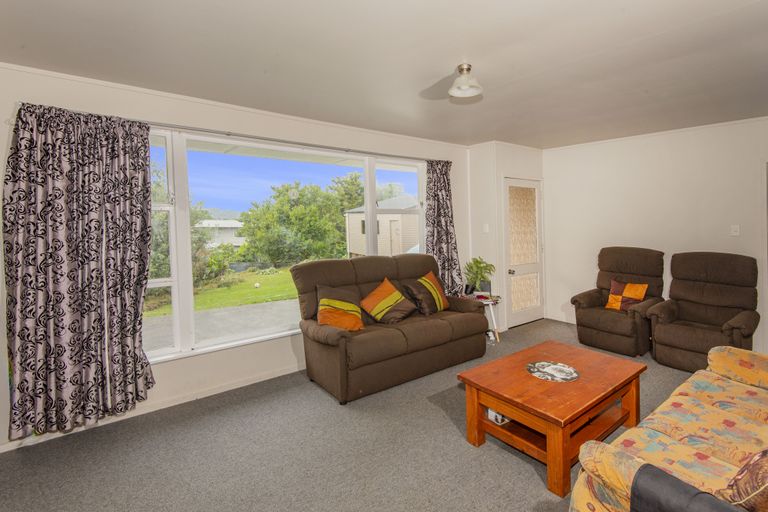 Photo of property in 18 Mcmillan Avenue, Te Kamo, Whangarei, 0112