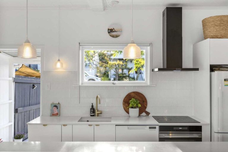 Photo of property in 4/40 Roslyn Terrace, Devonport, Auckland, 0624