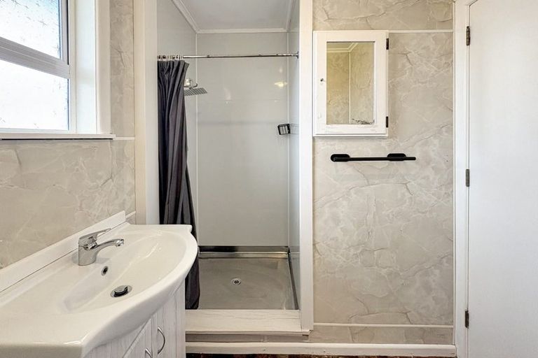 Photo of property in 25 Camellia Avenue, Aramoho, Whanganui, 4500