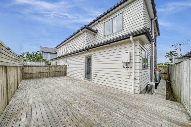 Photo of property in 28a Fernaig Street, Papakura, 2110