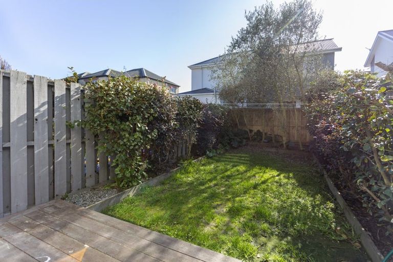 Photo of property in 5/49 Waltham Road, Sydenham, Christchurch, 8023